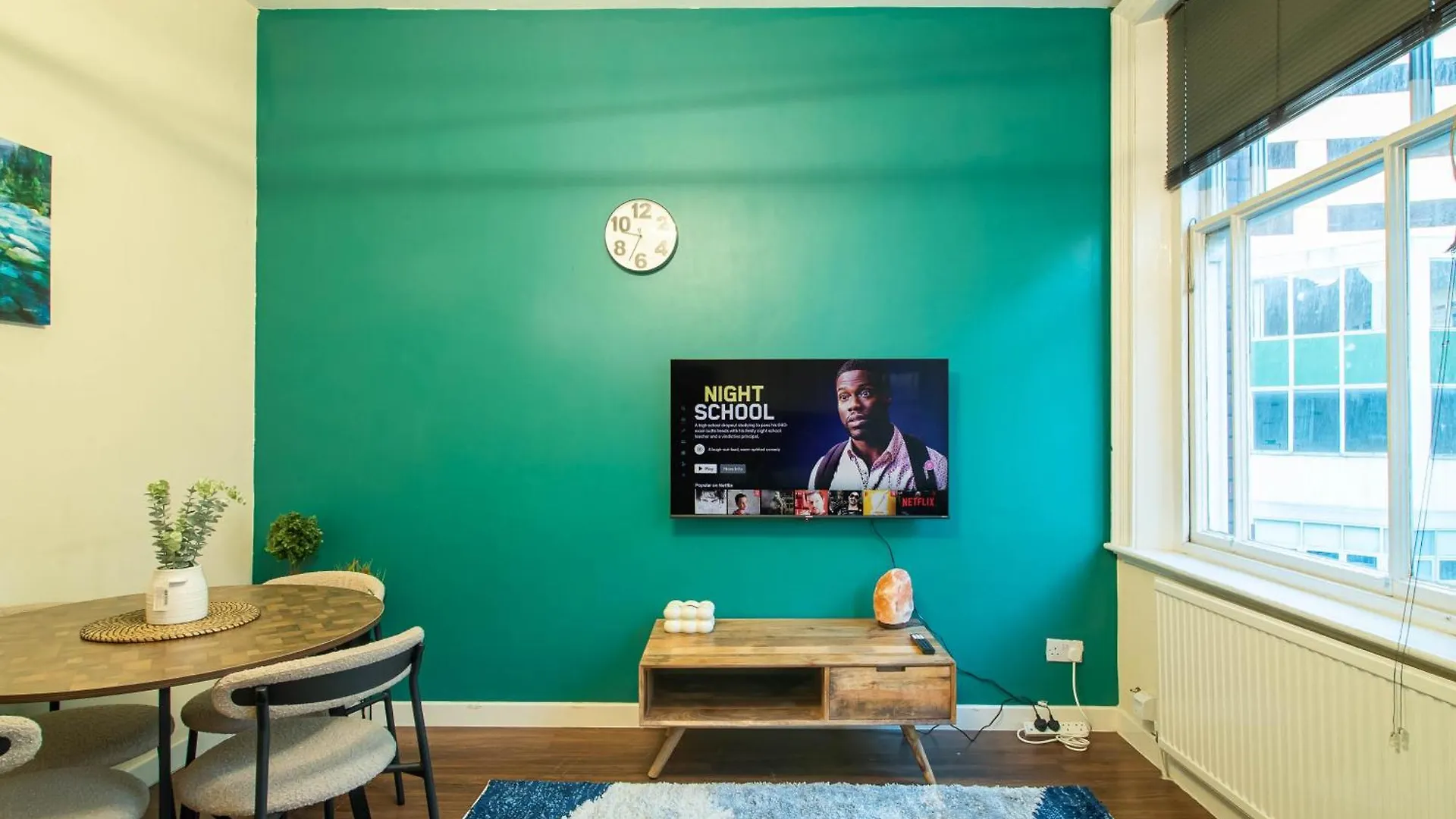 Hallam Sleek Central Apartment 셰필드 영국